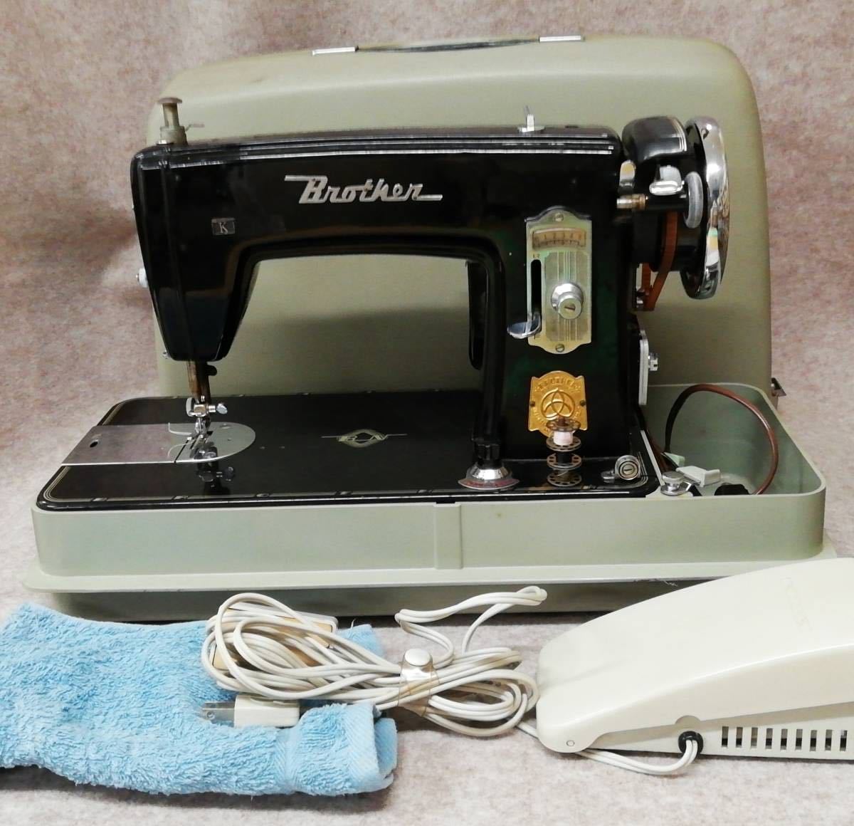 【やや傷や汚れあり】Brother ブラザー 家庭用 ミシン Brother Sewing Machine アンティーク ブラック ケース