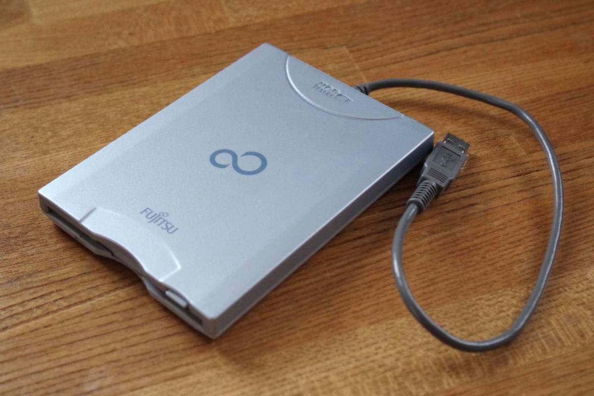 【中古】【美品】富士通 FUJITSU USB FDD フロッピーディスクドライブ (YE DATA USBFDU)の落札情報詳細