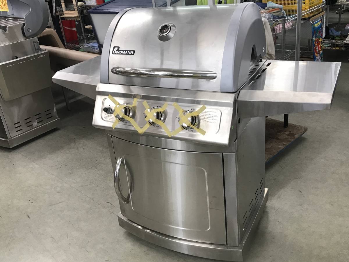 【中古】LPガス バーベキューコンロ LANDMANN C3BH156 3バーナー BBQグリル LPガス専用[屋外用] 専用カバー付の落札