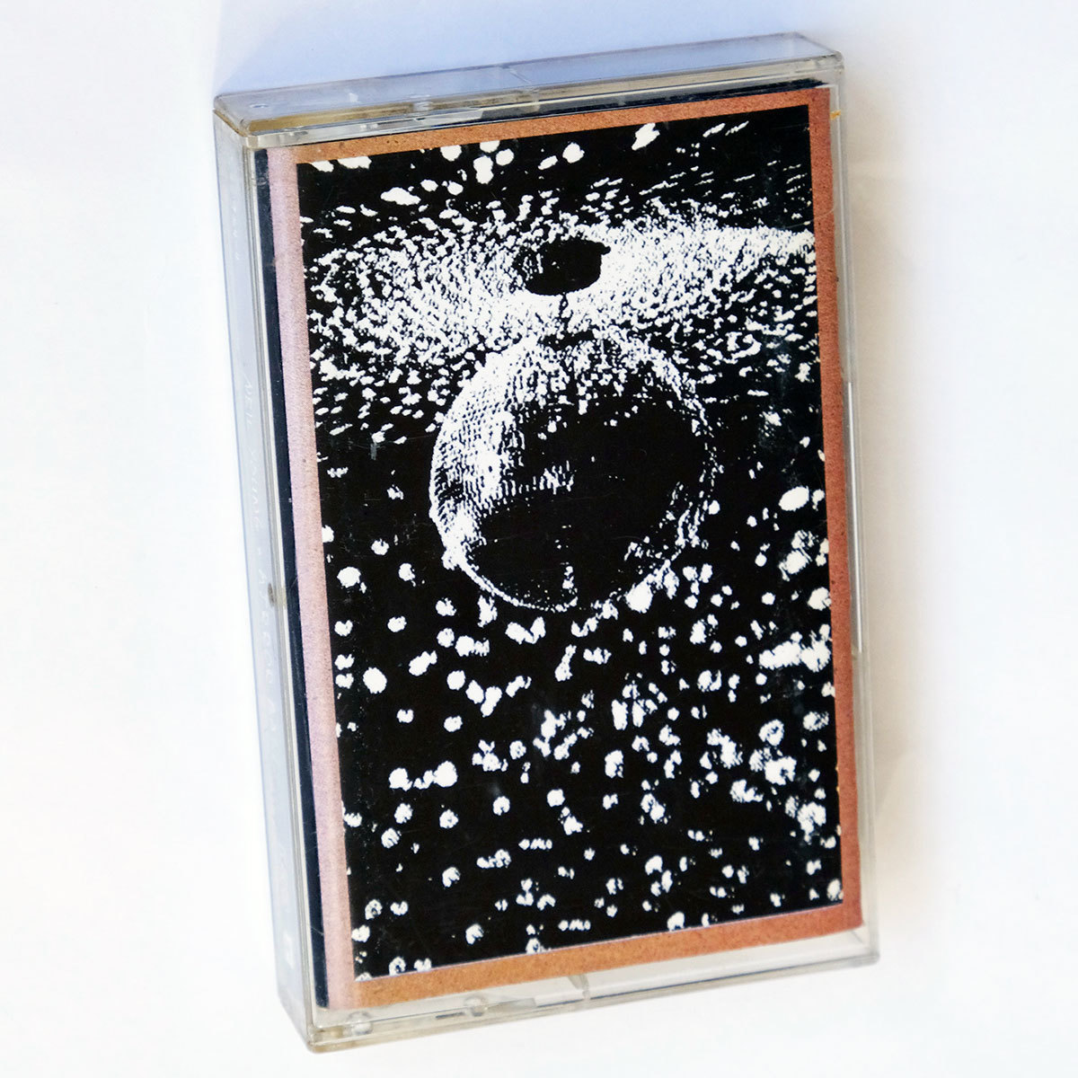 【やや傷や汚れあり】《US版カセットテープ》Neil Young Mirror Ball ニール ヤング/Pearl Jam/パール ジャムの