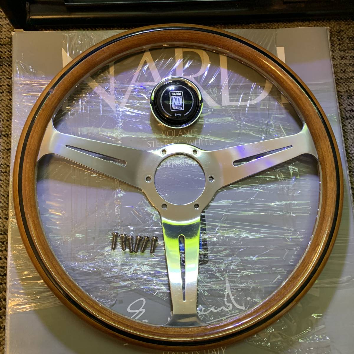 NARDI「CLASSIC」/ナルディ「クラシック ウッド＆ポリッシュスポーク」/36.5Φ（もちろん本物！）の落札情報詳細 ヤフオク落札