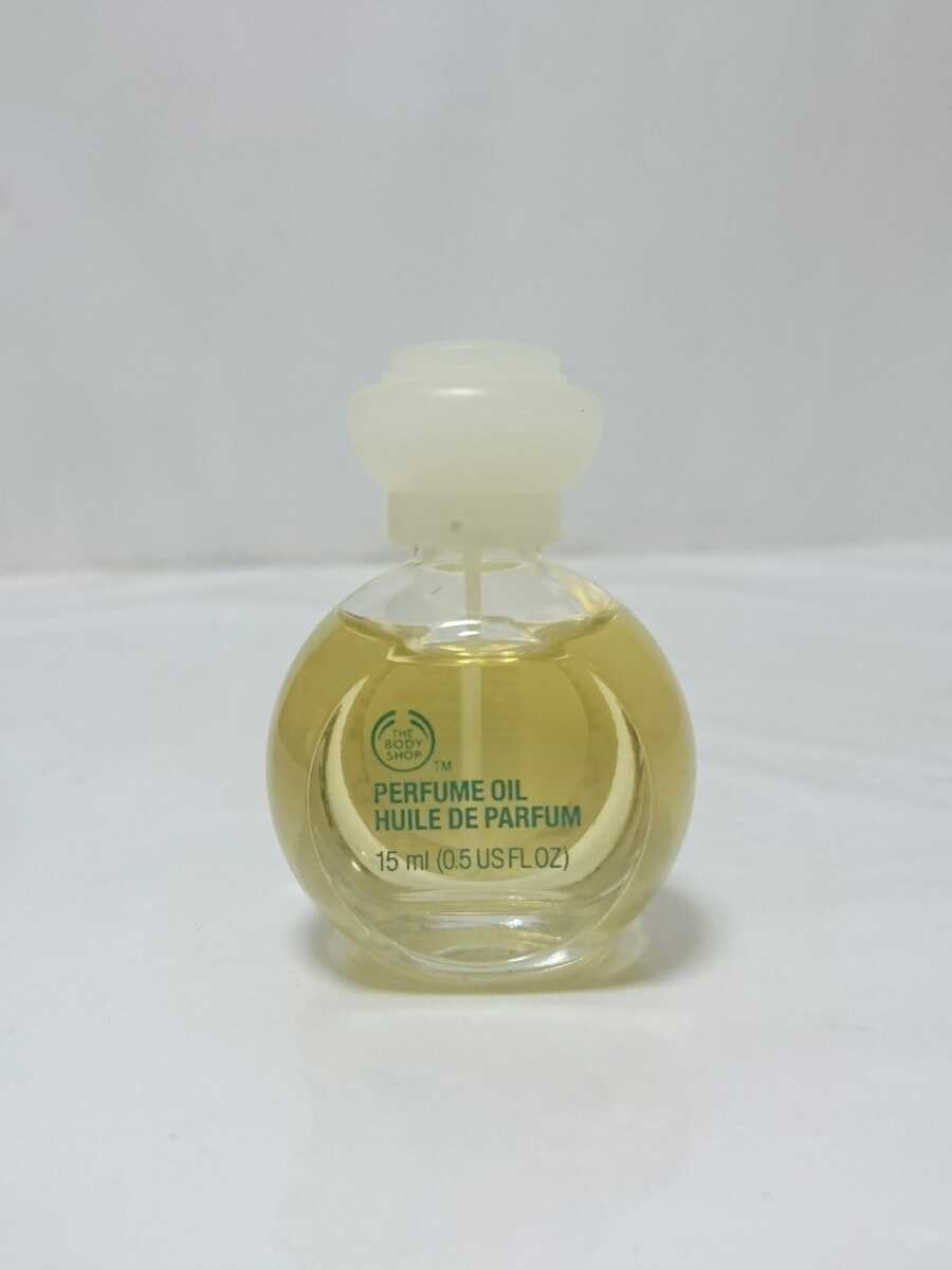 【やや傷や汚れあり】ザ ボディショップ ストロベリー パフュームオイル 15ml THE BODY SHOP STRAWBERRY