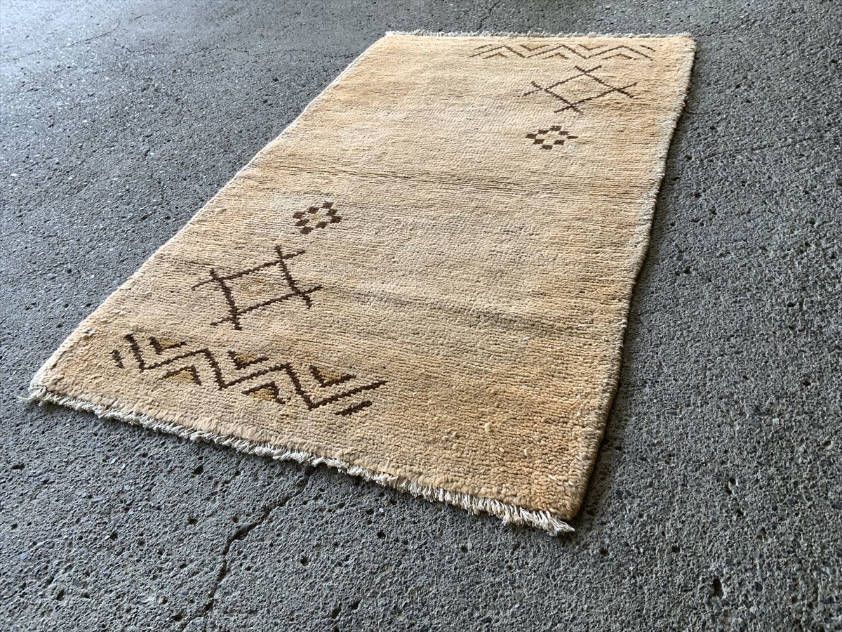 【目立った傷や汚れなし】★極上の擦れ★160×98cm モロッコ産 絨毯 ラグ アンティーク家具 トライバル アウトドア リビング カーペット