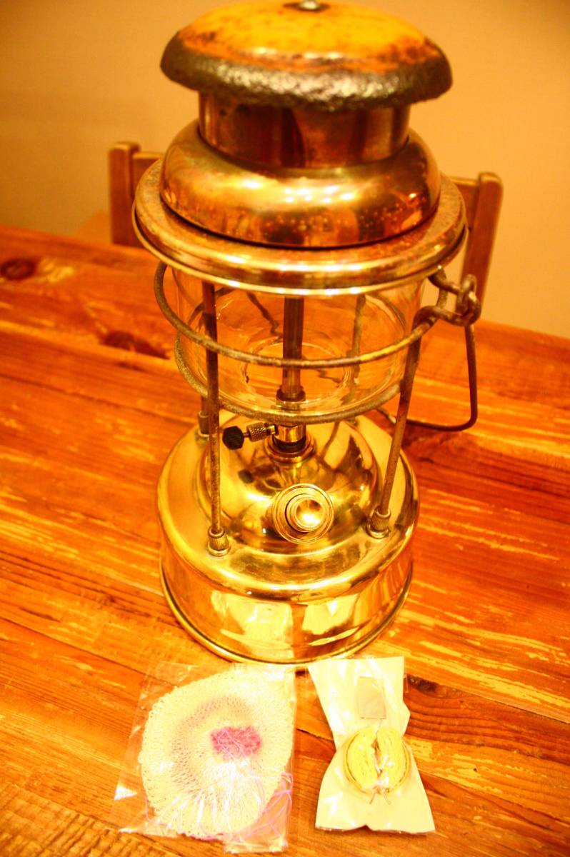 【中古】送料無料! TILLEY ランタン X246 ポークパイ ポリッシュドブラス 整備テスト済 1950年代 ヴィンテージ ティリー