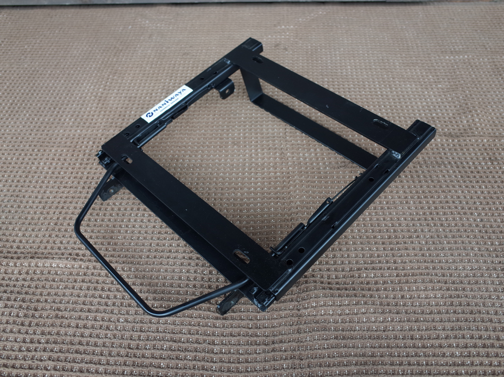 ローバー ミニ MINI コブラ シートレール COBRA NANIWAYA の落札情報詳細 ヤフオク落札価格情報 オークフリー