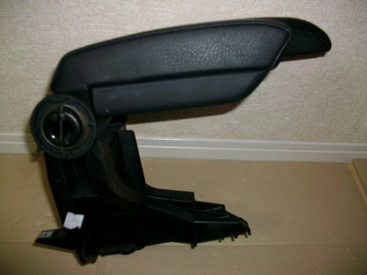 BMW E46 Mスポーツ 右ハンドル アームレスト コンソール の落札情報詳細 Yahoo!オークション落札価格検索 オークフリー