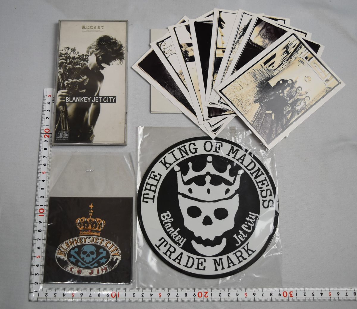 833053「BLANKEY JET CITY ステッカー ポストカード 8cmシングル 13点セット」風になるまで the king of