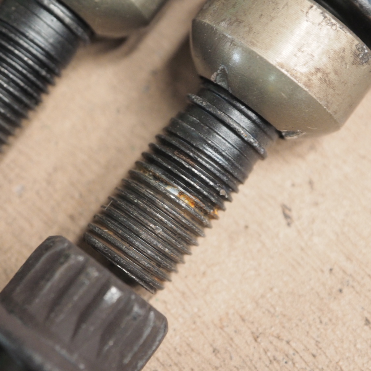 AP///[P12]ポルシェ マカン Macan 95B 純正 ホイールボルト ロックボルト ラグボルト Wheel Bolt Lock