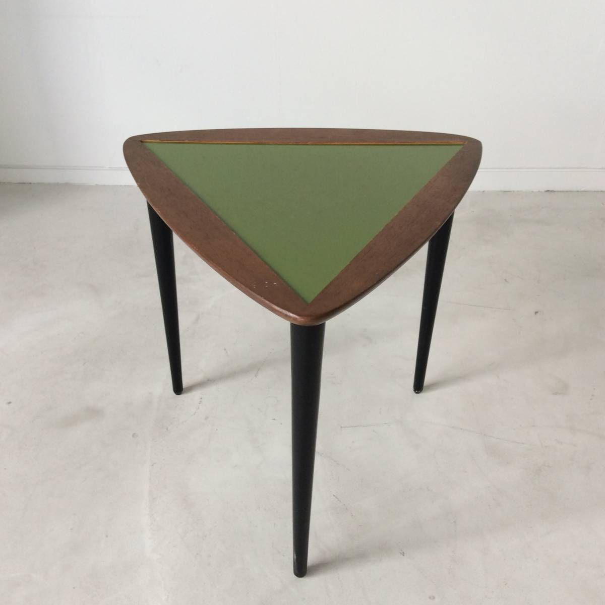 MidCentury Side Table（ミッドセンチュリー サイドテーブル）／ ヴィンテージ テーブル の落札情報詳細 ヤフオク落札