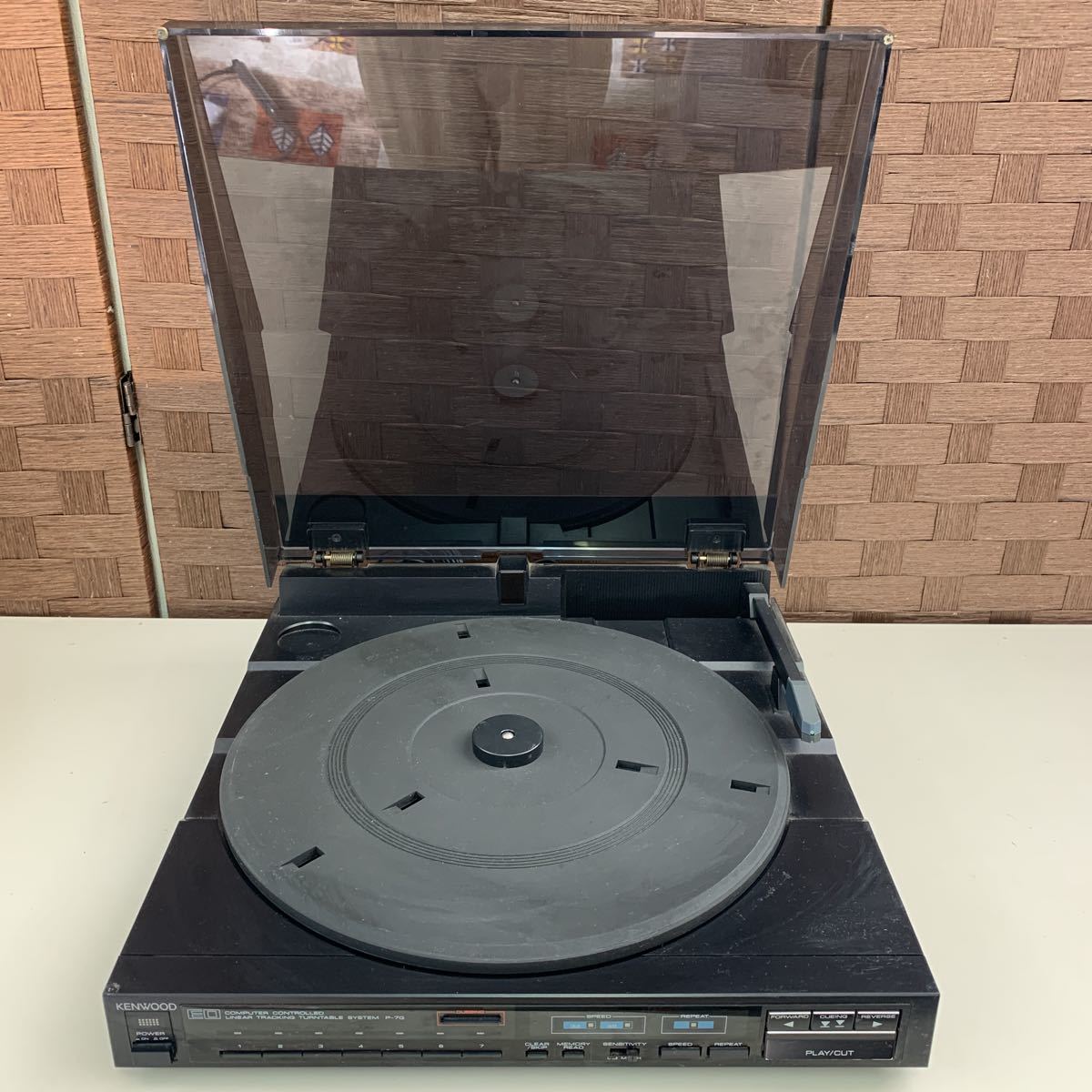 【やや傷や汚れあり】【中古品】ケンウッド ダイレクトドライブターンテーブル P7G KENWOOD ターンテーブル レコードプレイヤー の