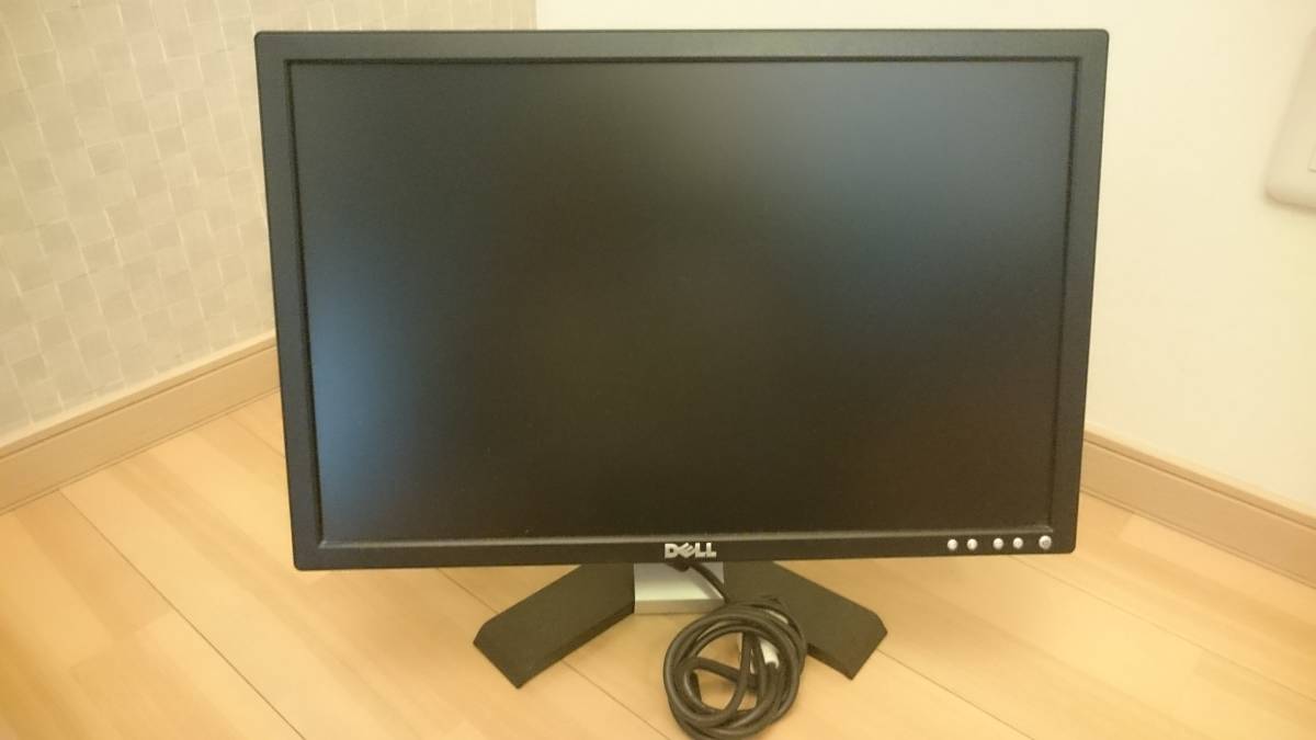 【中古】DELL デル パソコン用モニター 液晶 REV A02 20インチ + 電源コード+ 接続コード付きの落札情報詳細 ヤフオク落札