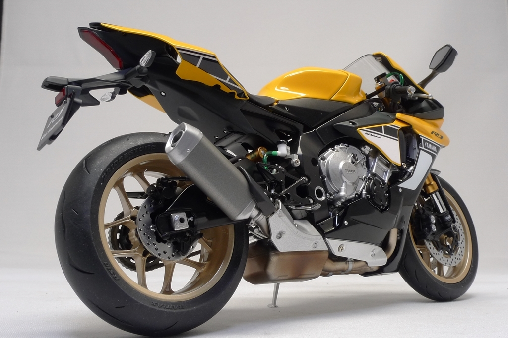 タミヤ・1/12・ヤマハ YZFR1M・YAMAHA R1 60th Anniversary・完成品 の落札情報詳細 ヤフオク落札価格情報 オークフリー
