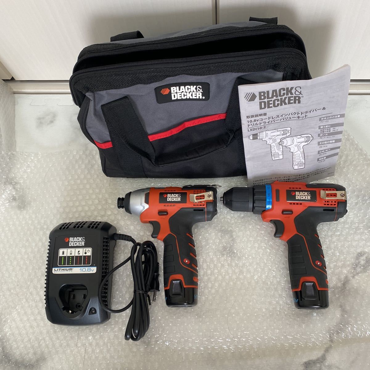 【目立った傷や汚れなし】BLACK&DECKER ブラックアンドデッカー 10.8vインパクトドライバ ドリルドライバセット バッテリー 充電