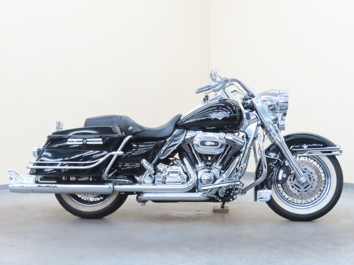 【新品】希少 ハーレーダビッドソン 100周年記念モデル 2003ロードキングクラシック 1：10 の落札情報詳細 ヤフオク落札価格情報