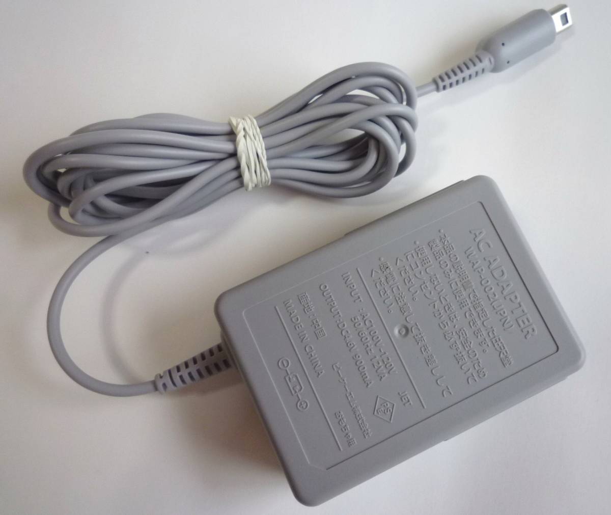 【傷や汚れあり】純正 任天堂 NINTENDO ニンテンドー ACアダプター ACアダプタ WAP002 (JPN) 3DS 充電器 DV4