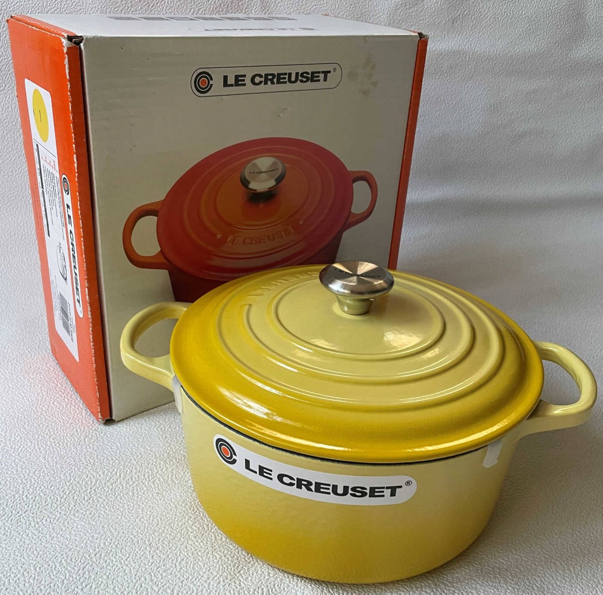 【未使用】LE CREUSET ル・クルーゼ シグニチャーココット・ロンド ホーロー鍋 サイズ22㎝ シルバーツマミ ソレイユ 70602 未