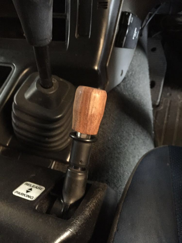 【新品】大型トラック パーキングブレーキノブ サイドブレーキ オリジナルノブ スーパーグレート グランドプロフィア ギガの落札情報詳細