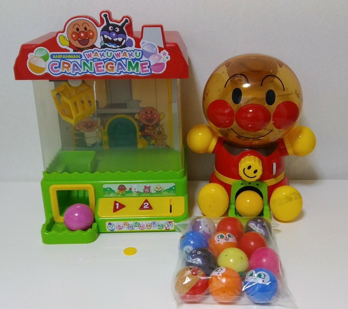 リボン 薄める 美容師 アンパンマン の ガチャガチャ の おもちゃ tenjosajiki.jp