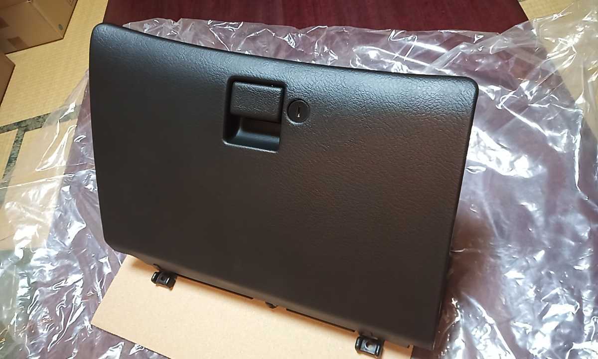 【目立った傷や汚れなし】【良品中古】BNR32 グローブBOX R32 HCR32 HNR32 ECR32 HR32 GTR スカイライン