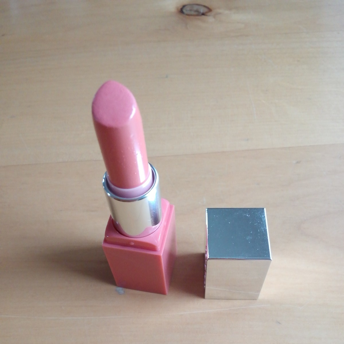 【未使用に近い】CLINIQUE リップスティック メロンポップ05の落札情報詳細 ヤフオク落札価格検索 オークフリー