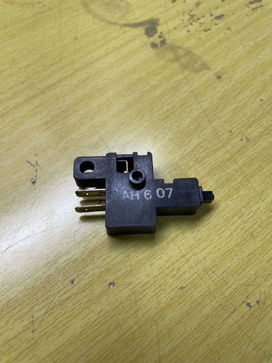 【未使用に近い】★ホンダ純正★クラッチマスタースイッチASSY★35330MB0003★の落札情報詳細 ヤフオク落札価格検索 オークフリー