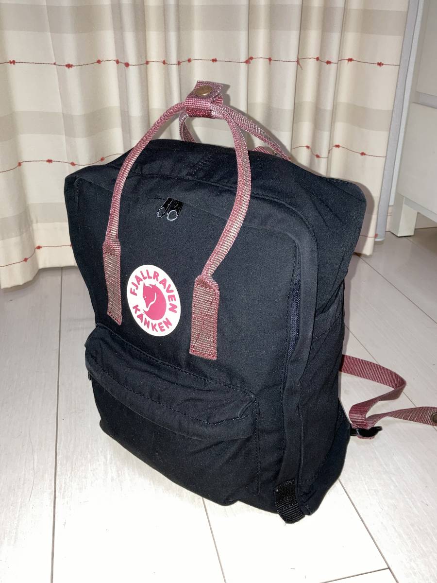 ☆FJALLRAVEN KANKEN フェールラーベン カンケン スウェーデン 16L リュックサック／デイパック ブラック／パープル☆の落札