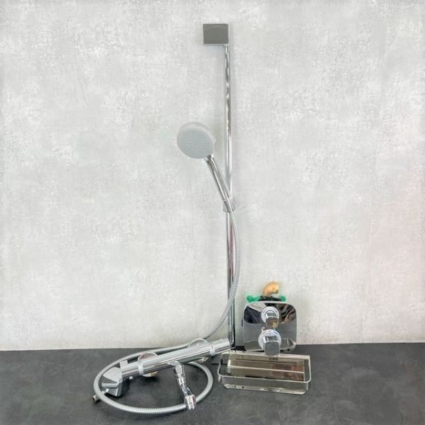 【目立った傷や汚れなし】美品 高級 hansgrohe ハンスグローエ シャワー付き 埋込式サーモスタット混合水栓 シャワーハンドル ホルダー