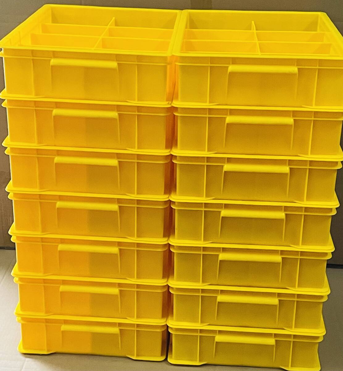 【未使用】新品訳あり プラスチックコンテナ黄色 14個セット田8小[370*275*85mm] 仕切板付 パーツボックス ツールケース 大量