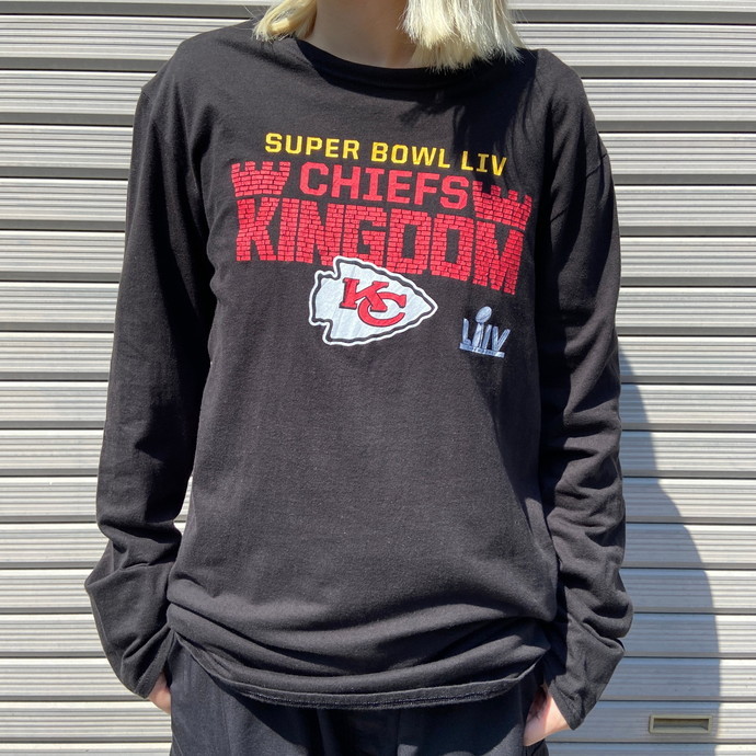 【やや傷や汚れあり】NFL カンザスシティ・チーフズ チームロゴ プリント 長袖Tシャツ メンズLの落札情報詳細 ヤフオク落札価格検索