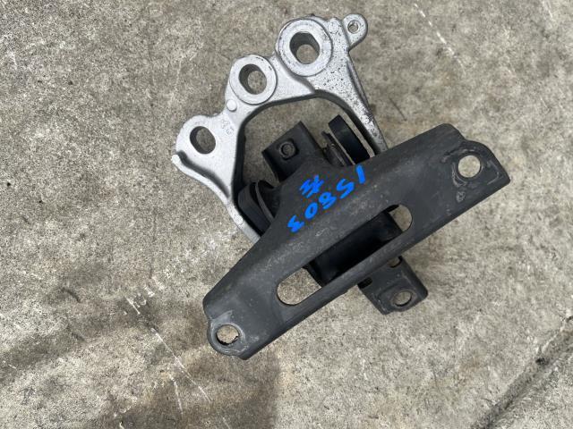 【やや傷や汚れあり】N－BOXスラッシュ DBA-JF1 エンジンマウント左 X NH875P 50850-TY0-010 助手席側の落札情報