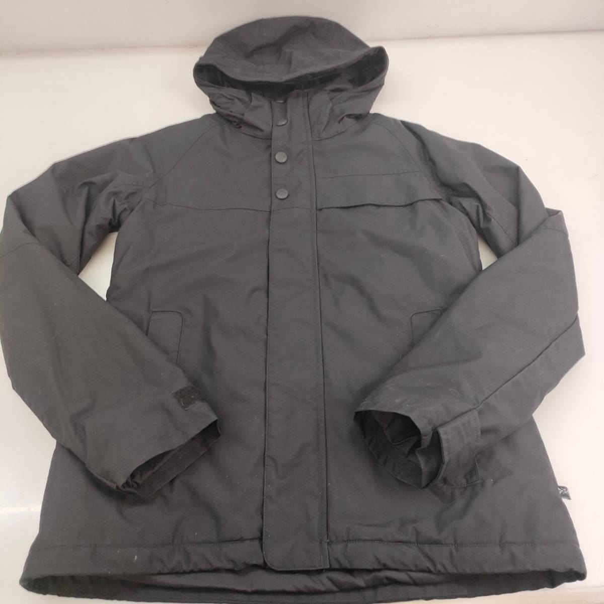 【傷や汚れあり】No.4295★1円～【スノーボードウェア】BURTON バートン Mサイズ 汚れありRN87380 CA26902 黒
