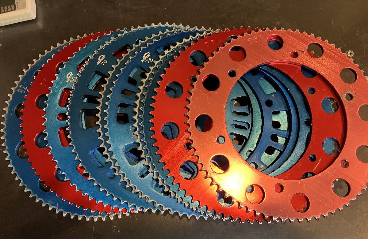 【傷や汚れあり】219スプロケット 色々セット 練習用にどうぞ。 USEDです。の落札情報詳細 ヤフオク落札価格検索 オークフリー