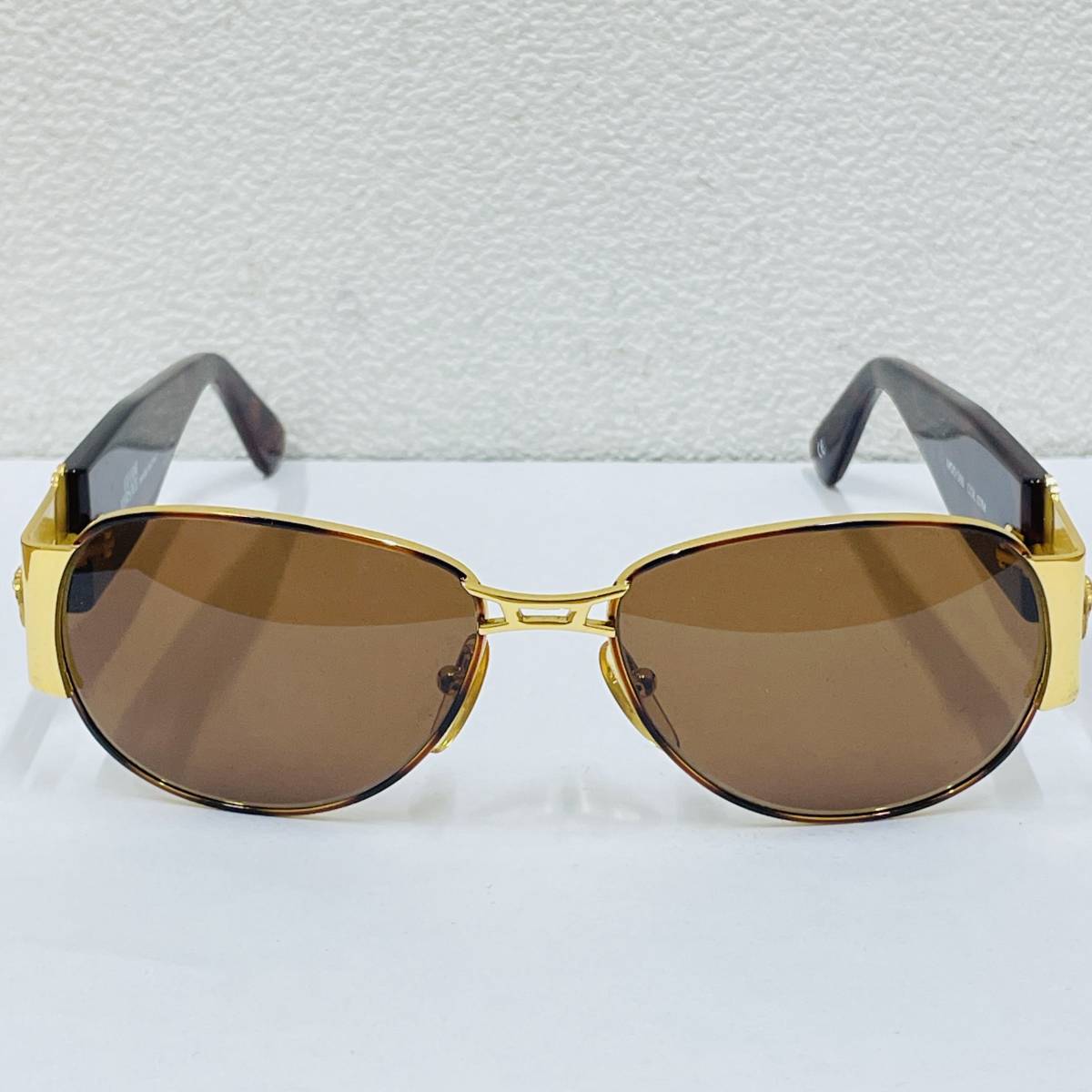 【やや傷や汚れあり】 【GIANNI VERSACE/ジャンニ ヴェルサーチ】サングラス ブラウンレンズ ゴールド×べっ甲柄 メデューサ