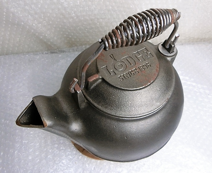 【新品】★★未使用品！！Vintage Lodge Cast Iron Kettle ロッジケトル 2QT 入手困難新品！！2TK2！！元箱