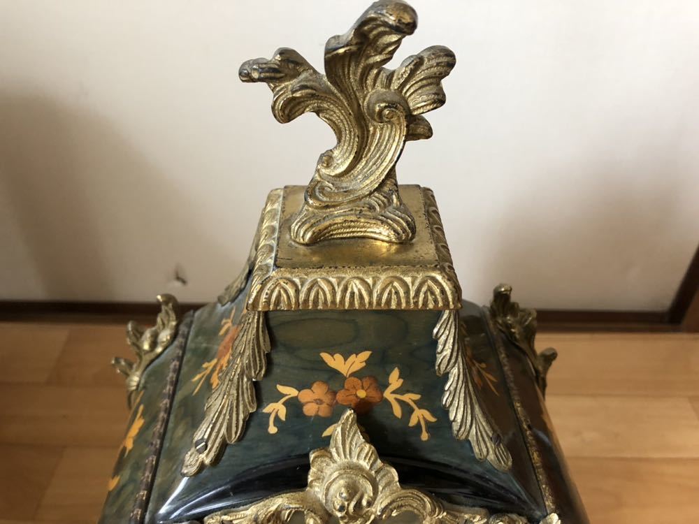 HERMLE QUARTZ ヘルムレ クォーツ 2200 置時計象嵌 ドイツ製 ロココ調 アンティーク レトロ インテリア オブジェ中古品の