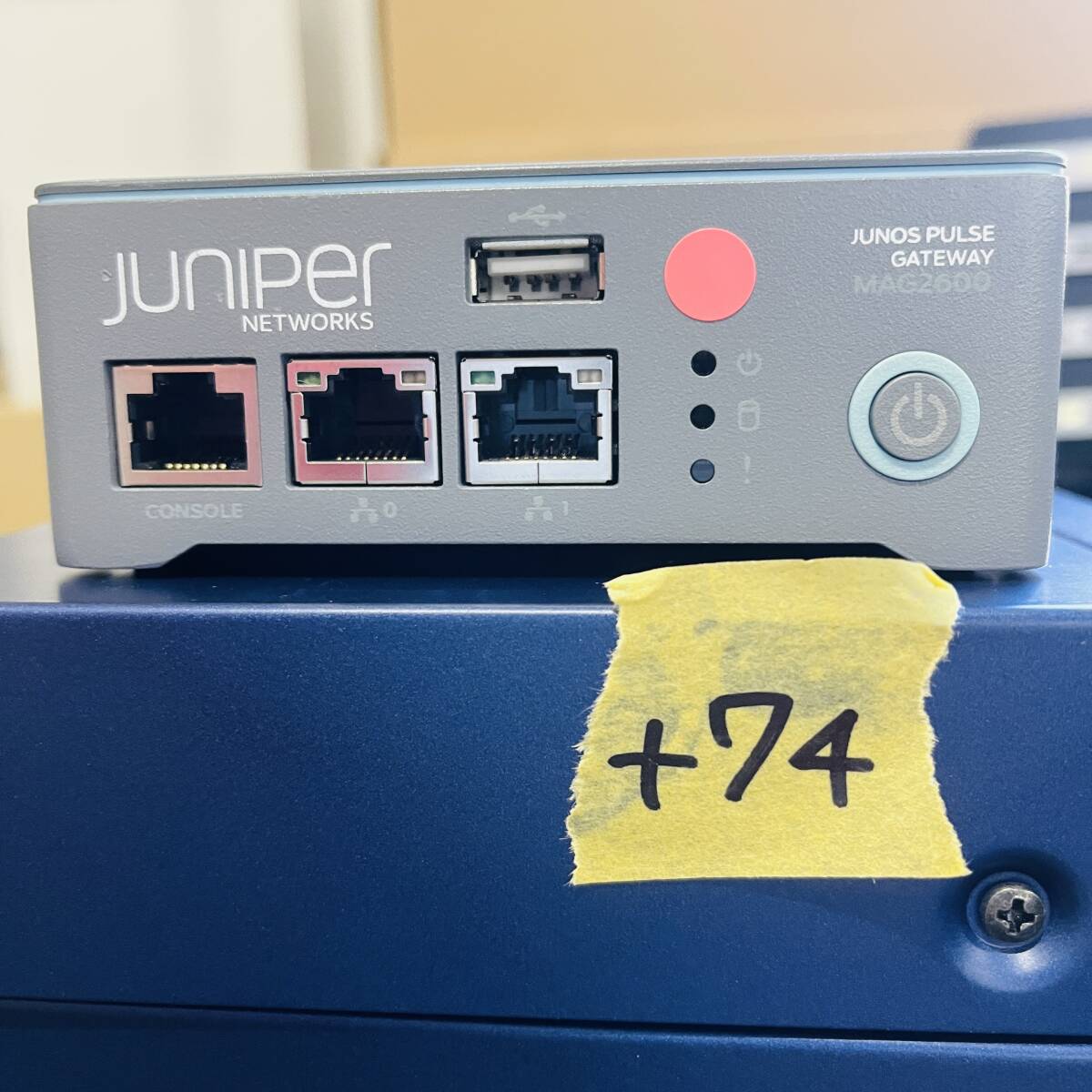 【傷や汚れあり】+74【通電OK】Juniper Networks MAG2600 Junos Pulse ゲートウェイ SSLVPN