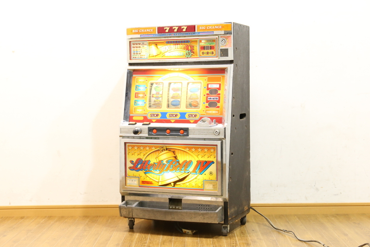 リバティベル4 ユニバーサル スロット台 鍵付き 単相100V パチスロ 筐体 スロット実機 レトロ アンティーク Liberty Bell