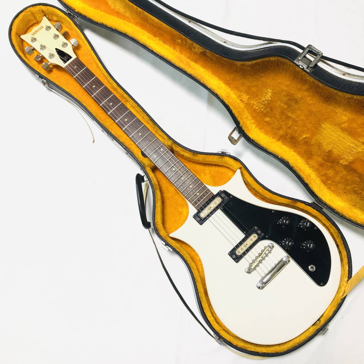 【傷や汚れあり】Vintage YAMAHA SX60 ?? ヤマハ エレキギター ホワイト ビンテージ ハードケースつきの落札情報詳細