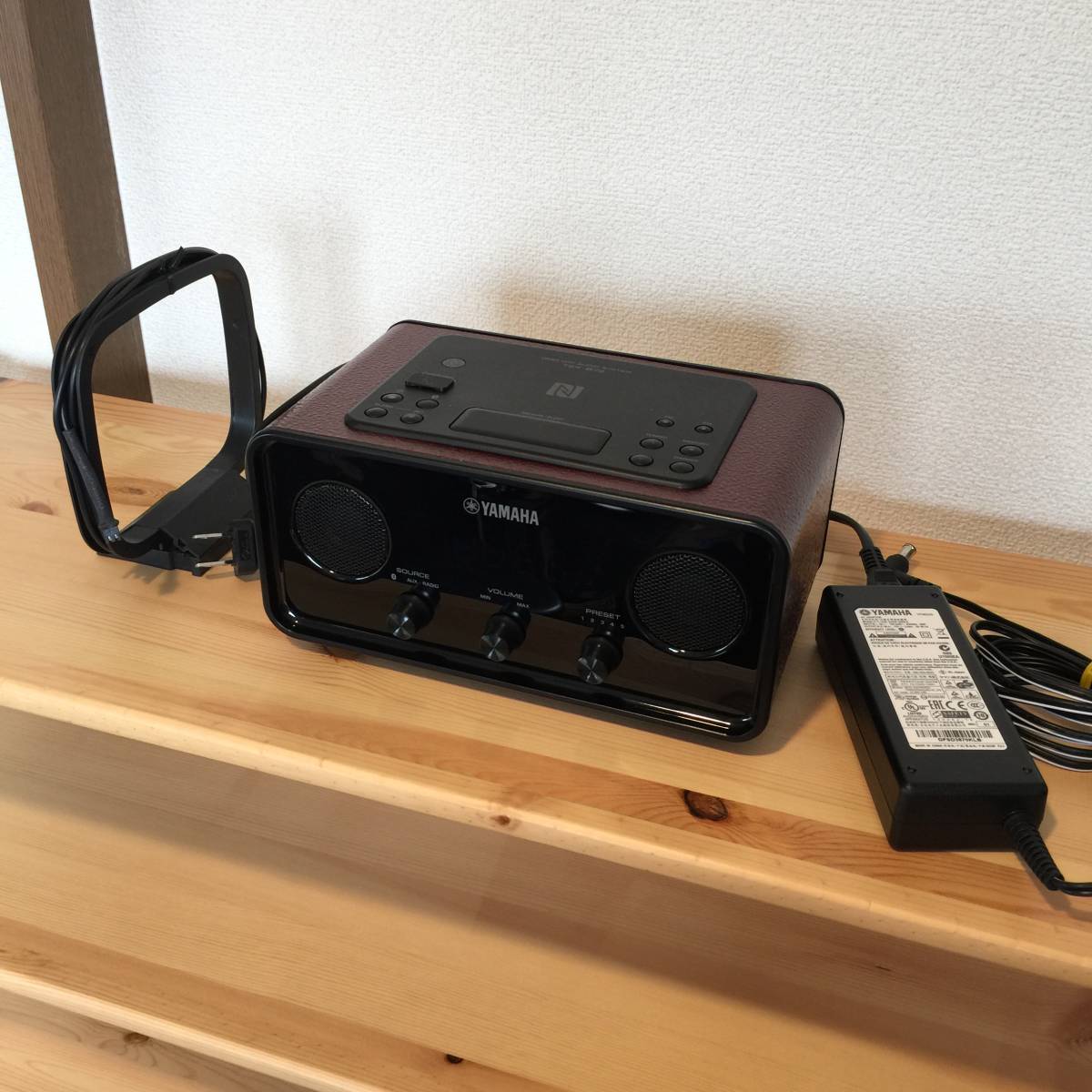 【中古】YAMAHA ヤマハ TSXB72 デスクトップオーディオシステム ダークレッド クロックラジオ bluetooth スピーカーの