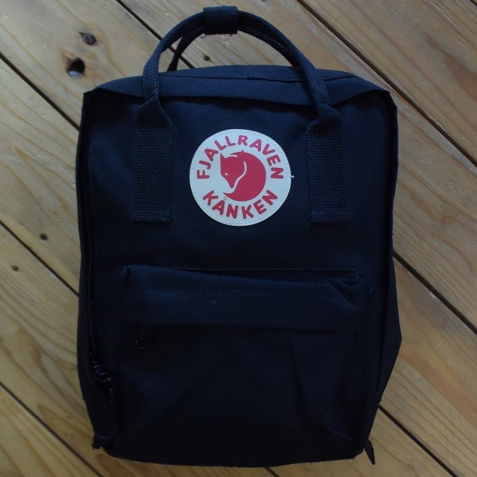 【目立った傷や汚れなし】送料無料 フェールラーベン FJALLRAVEN KANKEN Mini 7L バックパック リュック ブラック