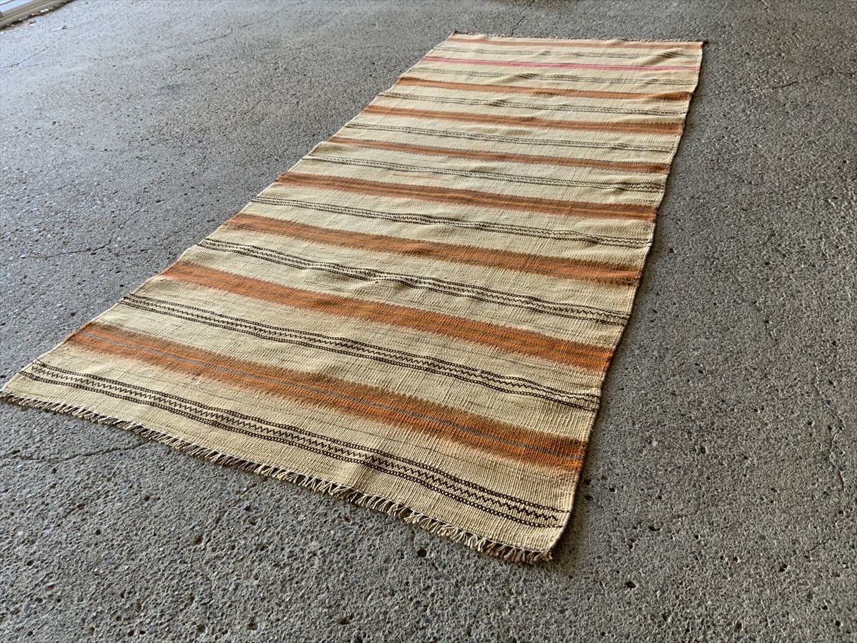 【やや傷や汚れあり】★グランピング★260×124cm アフガニスタン産 キリム ラグ アンティーク家具 アウトドア キャンプ カーペット