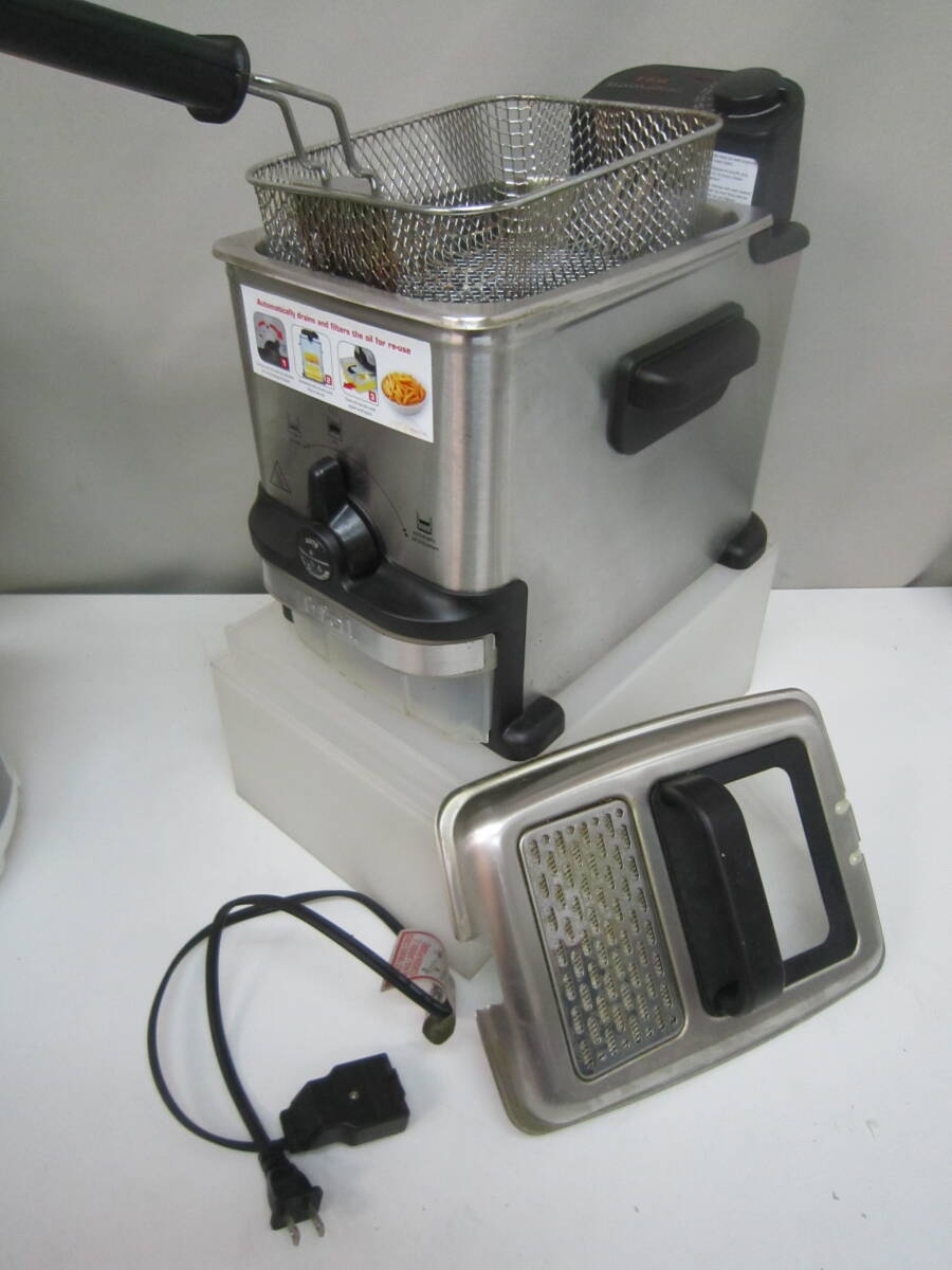 【傷や汚れあり】★電気フライヤー・TfaL ティファール SERIE F58M1 油使用タイプ 箱、説明書なし ※使用油汚れ現状品 120