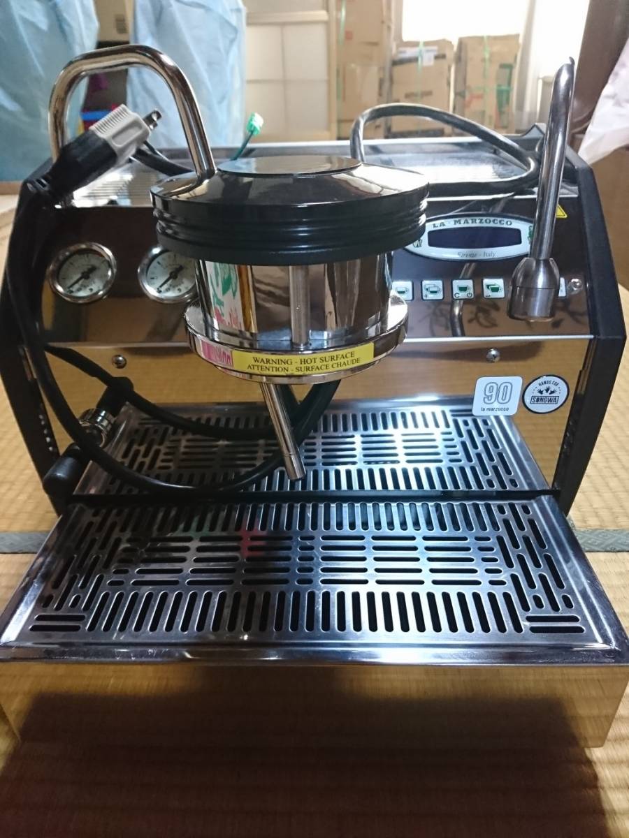 【イタリア】 ラ・マルゾッコ 業務品質 エスプレッソマシン用 サイドパネル パーツ 部品 イタリア製 La Marzocco GS3