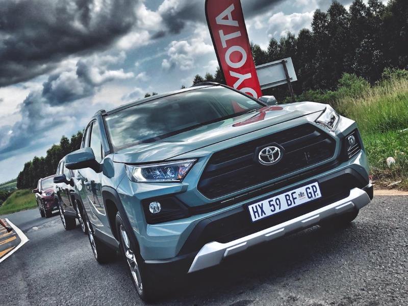 Rav4 vs qashqai