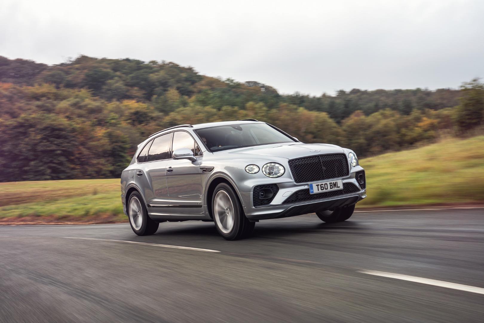 Bentley Bentayga vs Aston Martin DBX vs Urus which one is