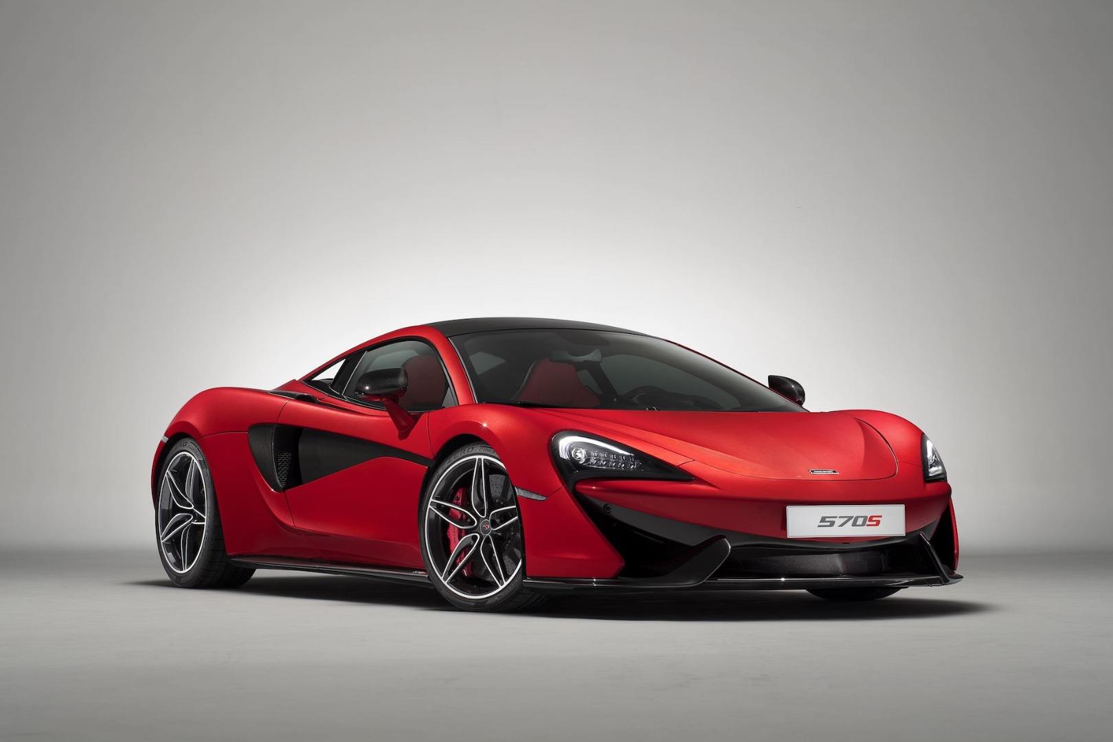 What are the top 4 differences between a new McLaren Artura and a used
