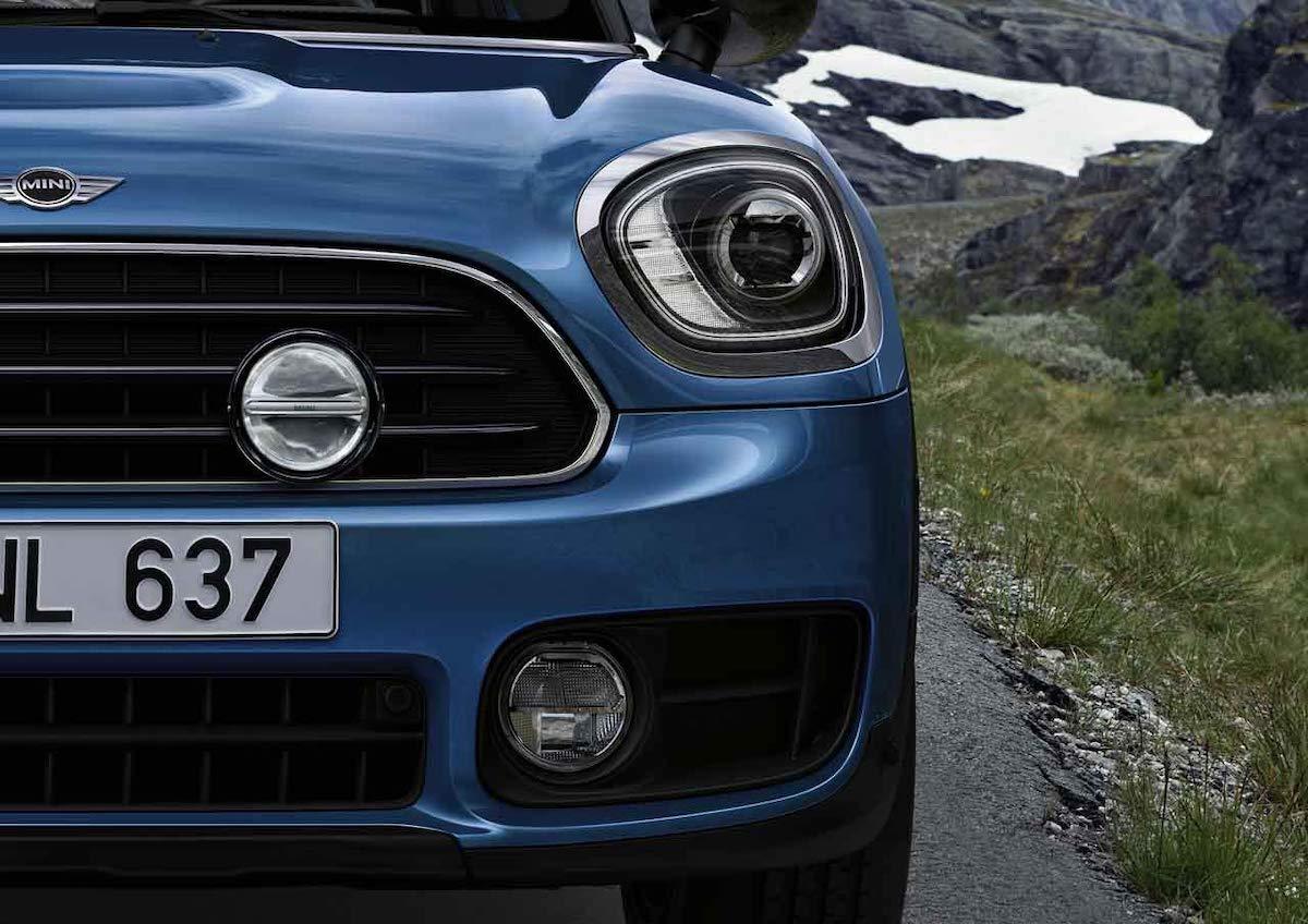 10 extras you should retrofit on a used MINI Countryman. Car