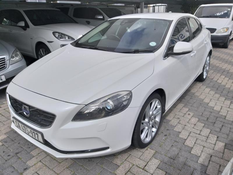 Volvo V40 T3 Excel for sale in Cape Town ID 26636492 AutoTrader