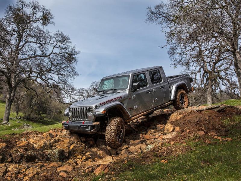 5 Jeep Gladiator accessories you didn’t know you needed. Buying a Car