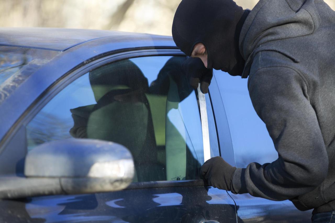 Can installing a smash and grab tint lower my insurance cost? Buying